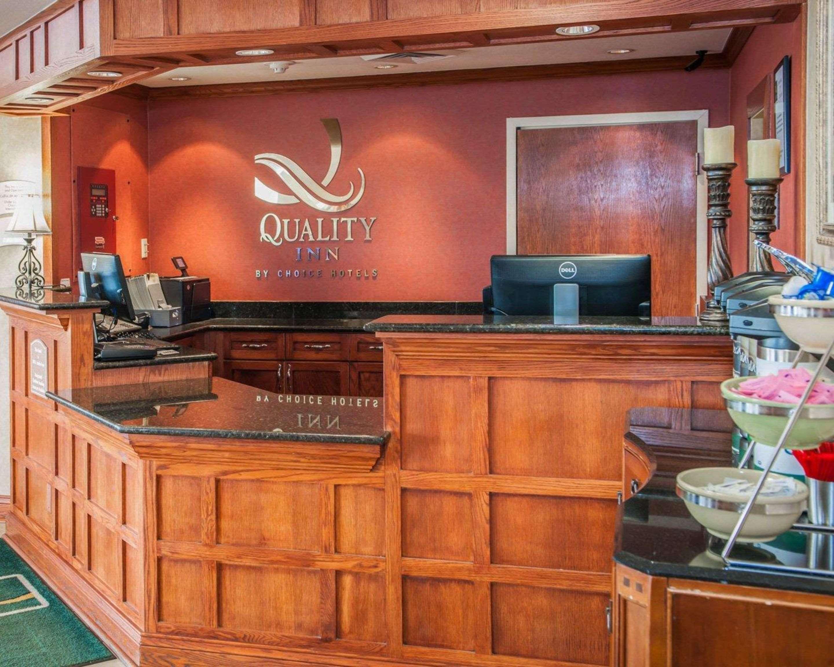 Quality Inn Castleton Extérieur photo