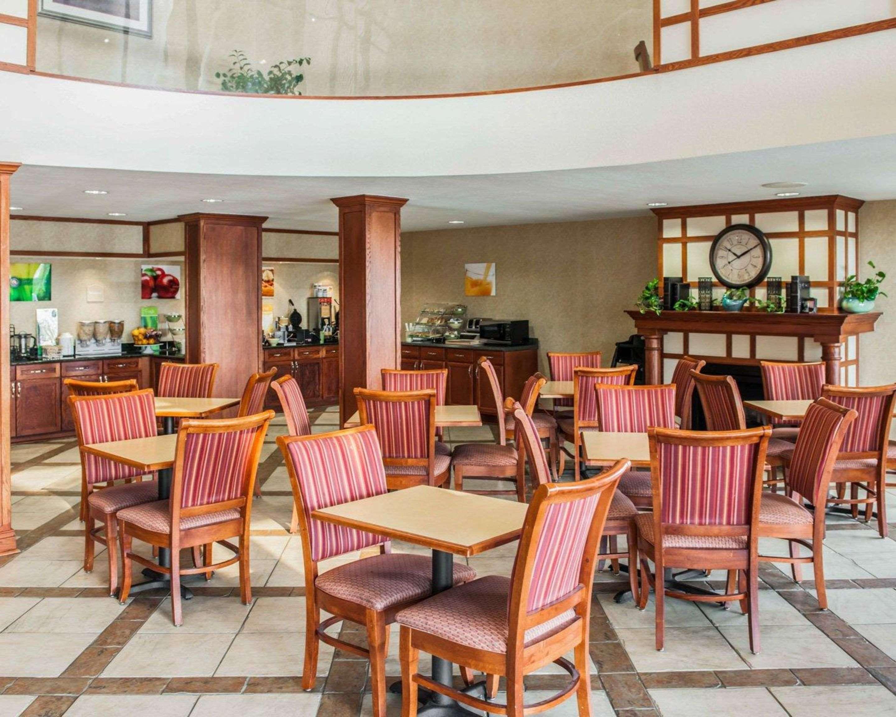 Quality Inn Castleton Extérieur photo