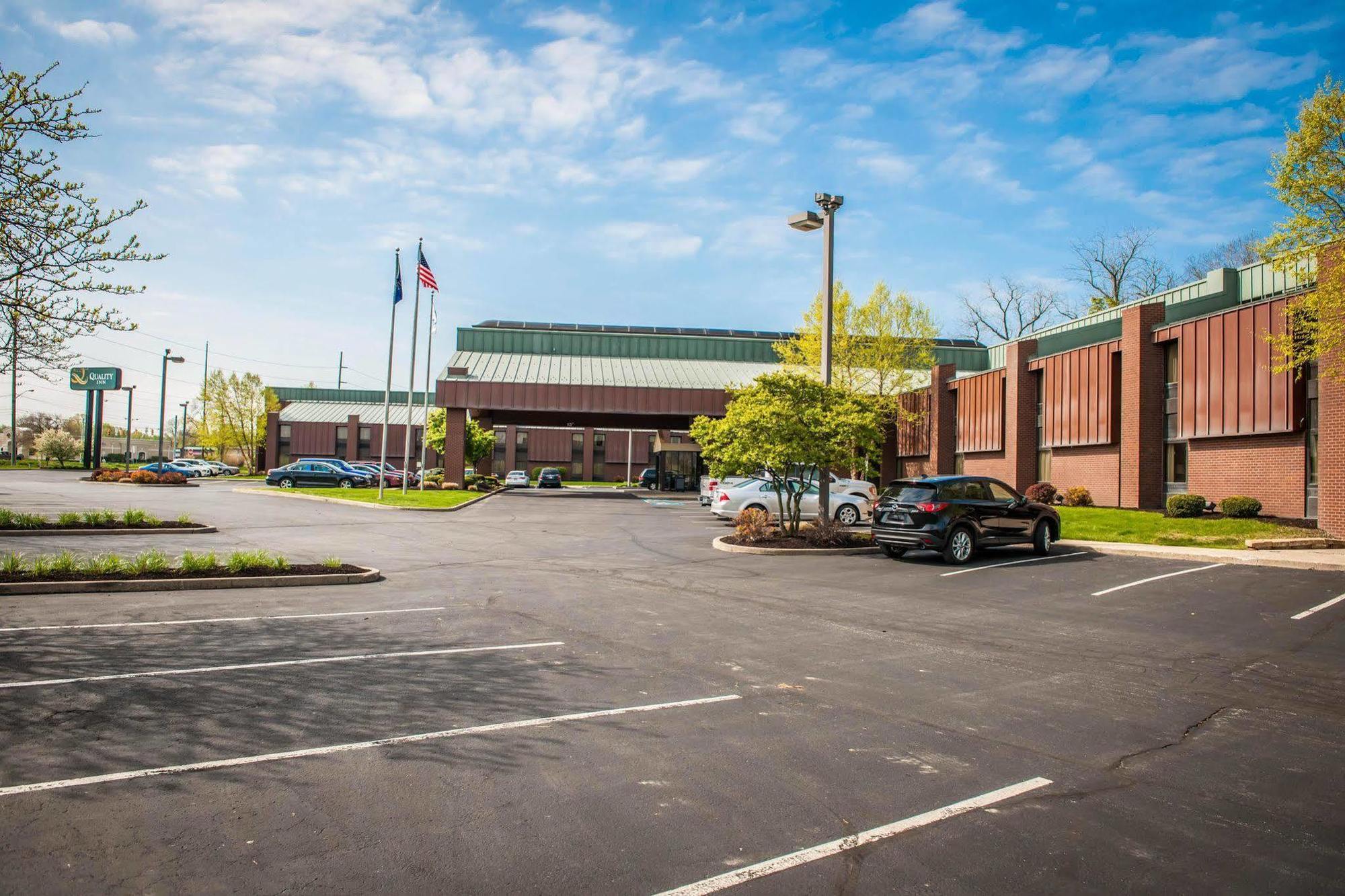 Quality Inn Castleton Extérieur photo